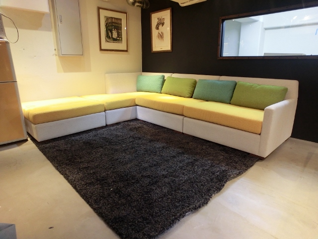 Georgia Couch Set+ottoman 張替え（STANLEY'Sカタログの表紙のソファ）　　